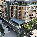 Diamond * Vlorë