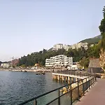 Diamond * Vlorë