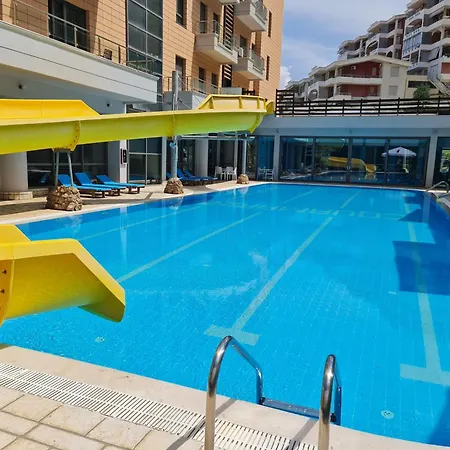 Diamond Apartment