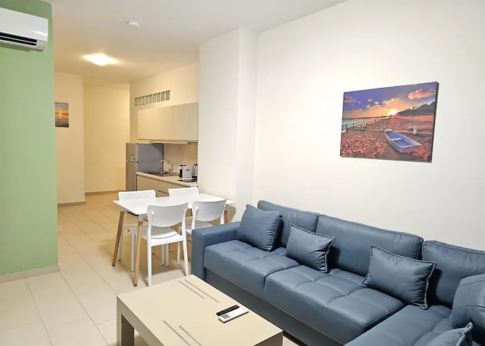 Diamond Apartment