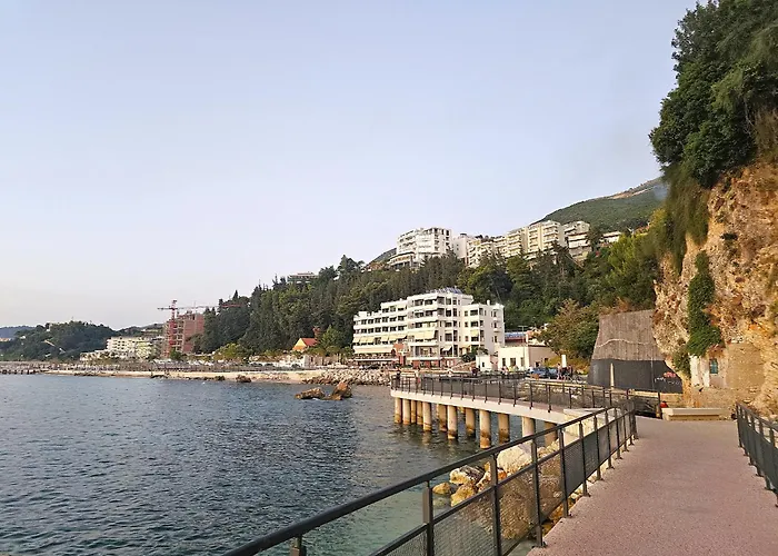Diamond * Vlorë